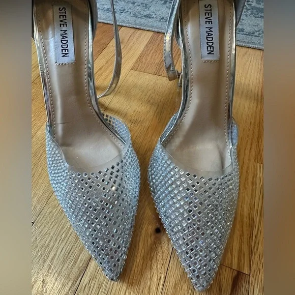 Steve Madden Alisha Silver Metallic Rhinestone Pumps size 8 - Picture 4 of 9